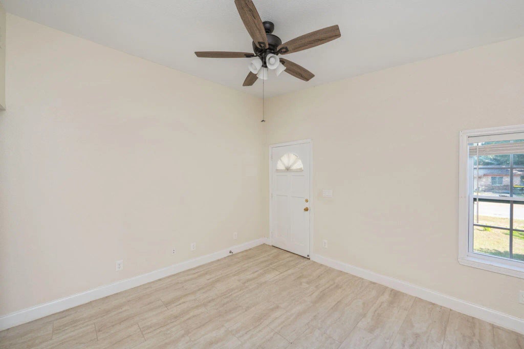 9 of 30 - 44 Nw Moriarty Street, Fort Walton Beach, FL