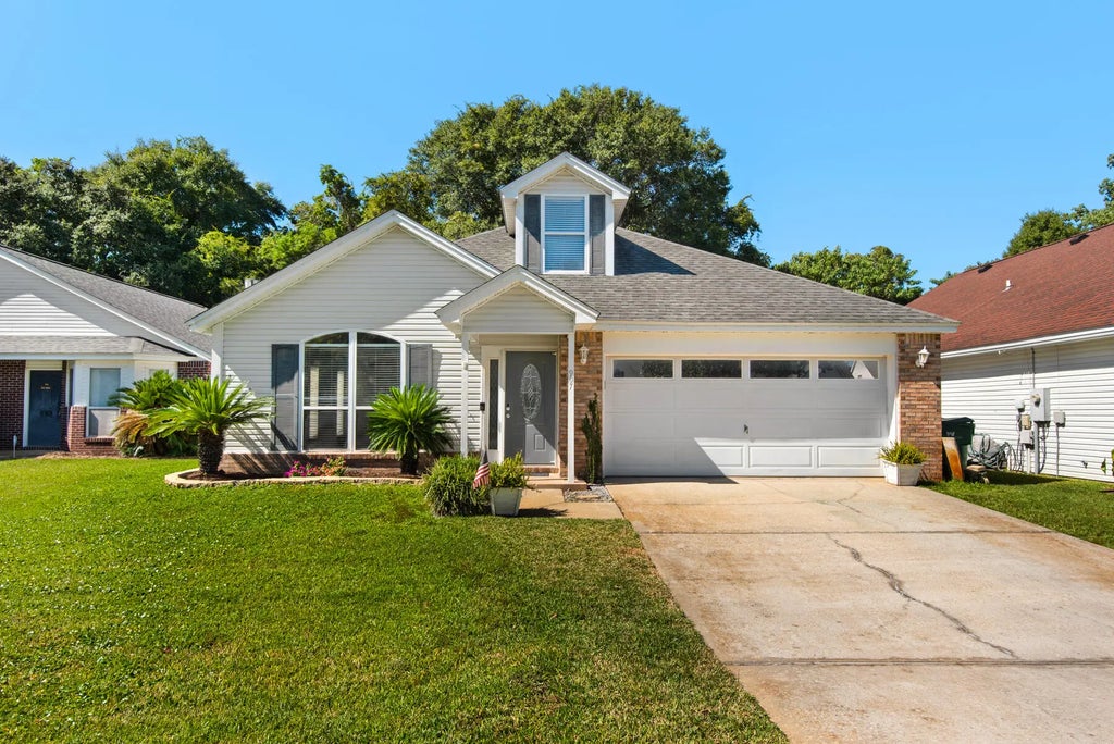 2 of 40 - 997 Claeven Circle, Fort Walton Beach, FL
