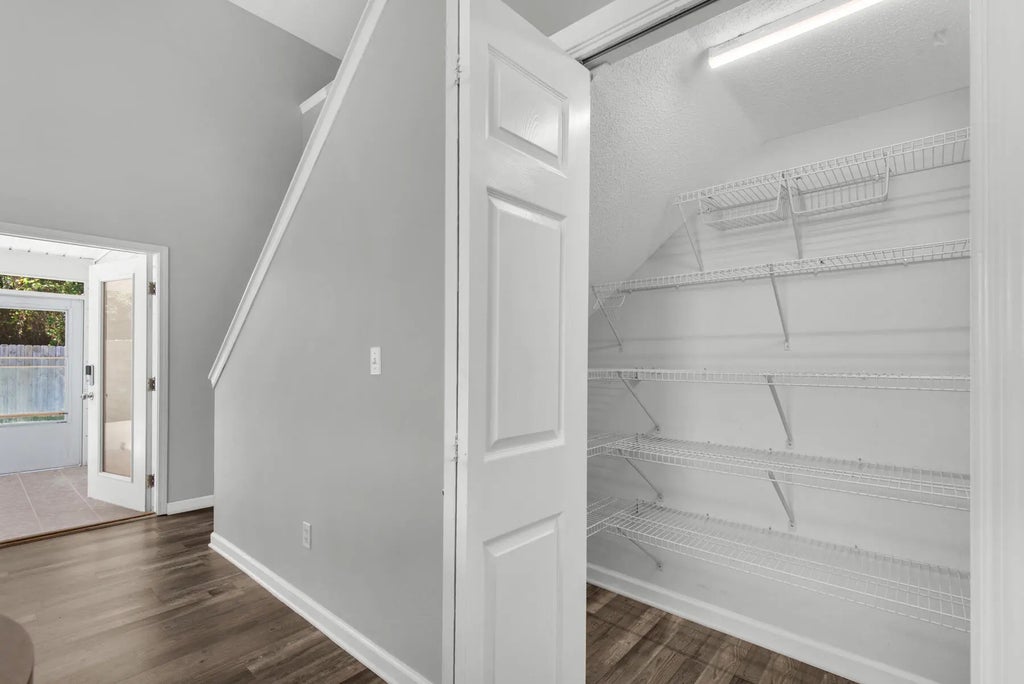 31 of 40 - 997 Claeven Circle, Fort Walton Beach, FL
