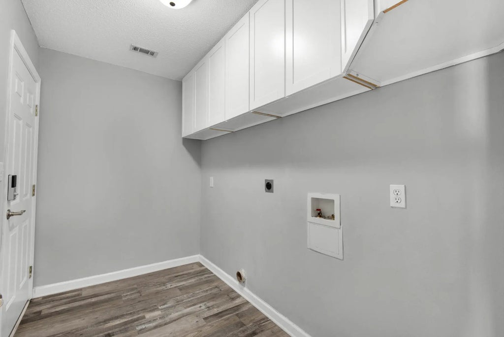 32 of 40 - 997 Claeven Circle, Fort Walton Beach, FL