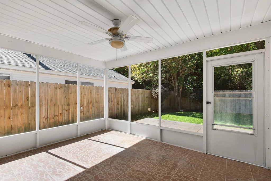 35 of 40 - 997 Claeven Circle, Fort Walton Beach, FL