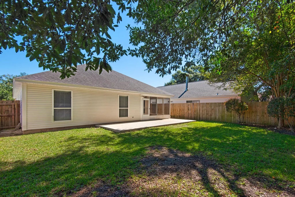 38 of 40 - 997 Claeven Circle, Fort Walton Beach, FL