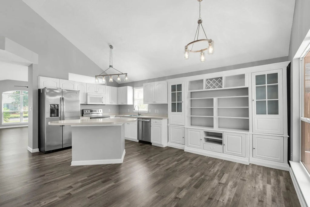 9 of 40 - 997 Claeven Circle, Fort Walton Beach, FL