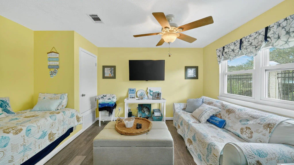 20 of 36 - 134 Damon Circle Unit F, Panama City Beach, FL