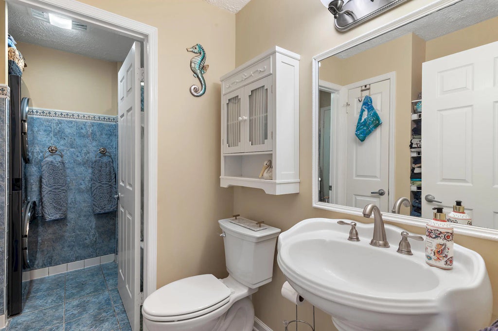 18 of 21 - 2708 E Hwy 98 31, Destin, FL