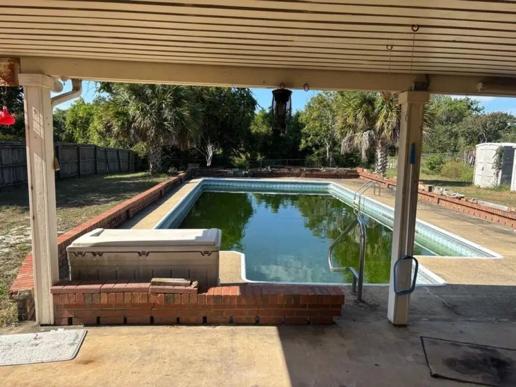 5 of 6 - 33 Lakeview Drive, Mary Esther, FL
