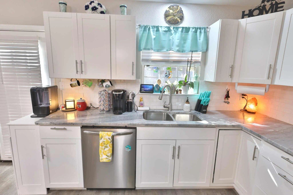 16 of 70 - 1200 Thomason Drive, Fort Walton Beach, FL