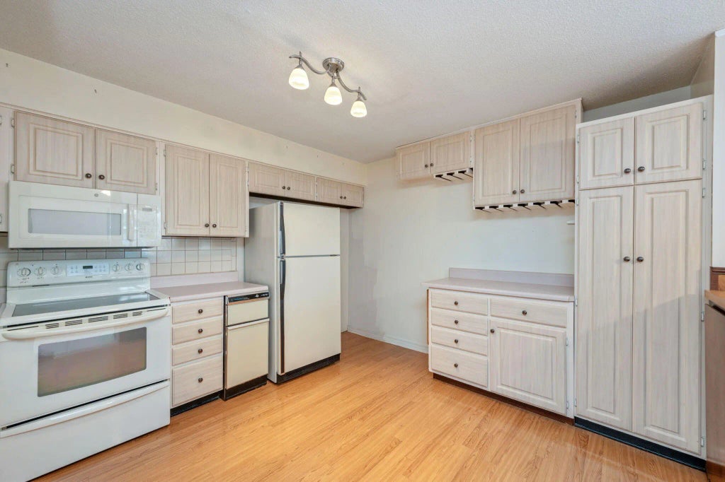 16 of 53 - 3871 Indian Trail 4c, Destin, FL