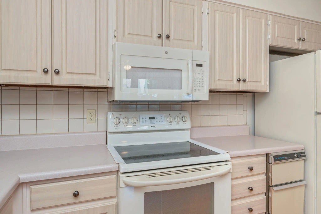 19 of 53 - 3871 Indian Trail 4c, Destin, FL
