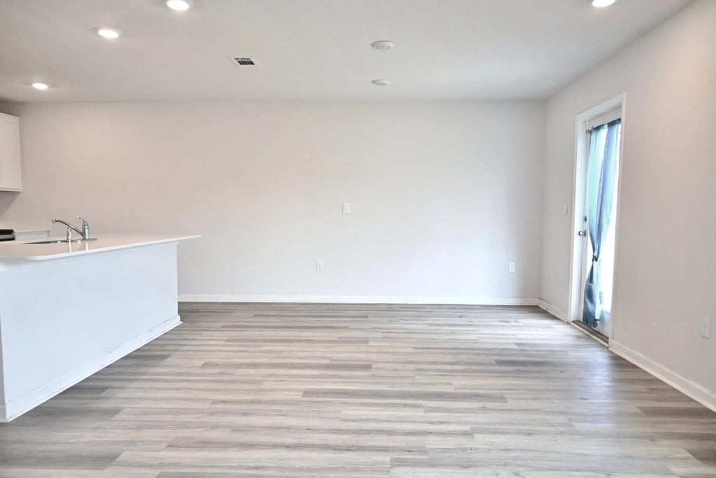 18 of 31 - 429 Scarborough Street, Crestview, FL