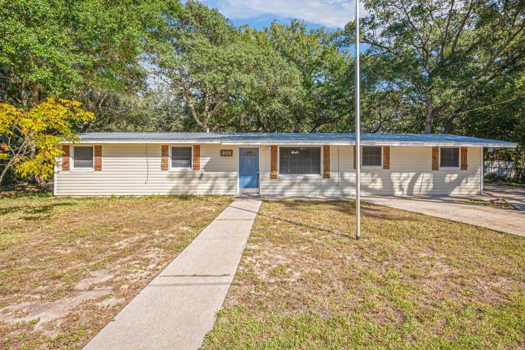 1 of 31 - 205 Pine Street, Fort Walton Beach, FL