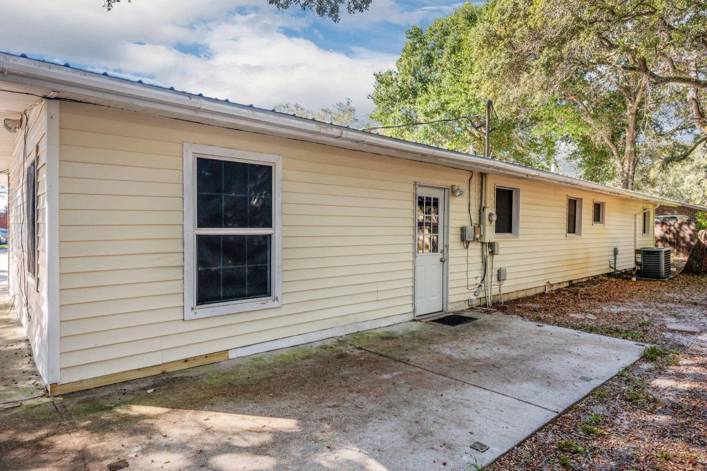 27 of 31 - 205 Pine Street, Fort Walton Beach, FL