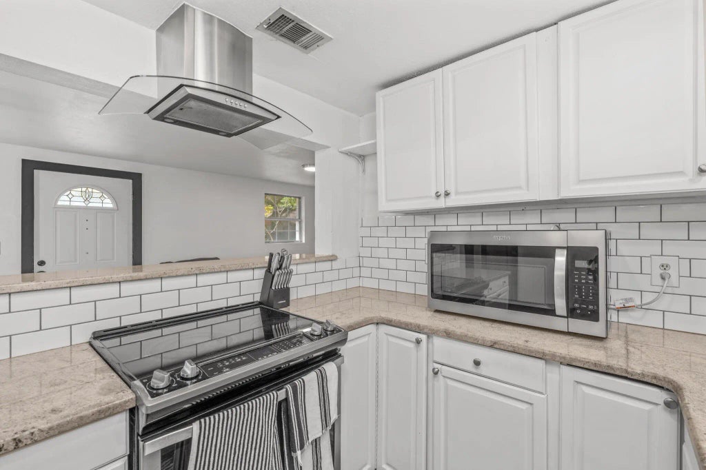 9 of 31 - 205 Pine Street, Fort Walton Beach, FL