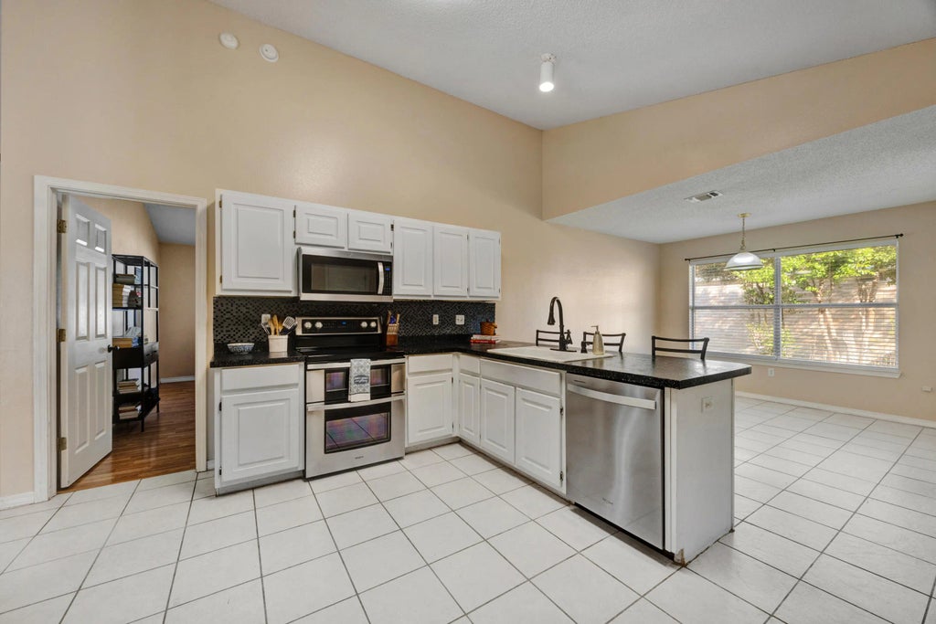 16 of 32 - 4749 Coronado Circle, Crestview, FL