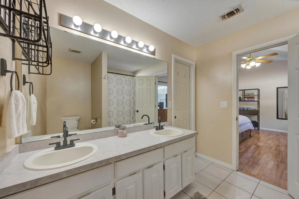 20 of 32 - 4749 Coronado Circle, Crestview, FL