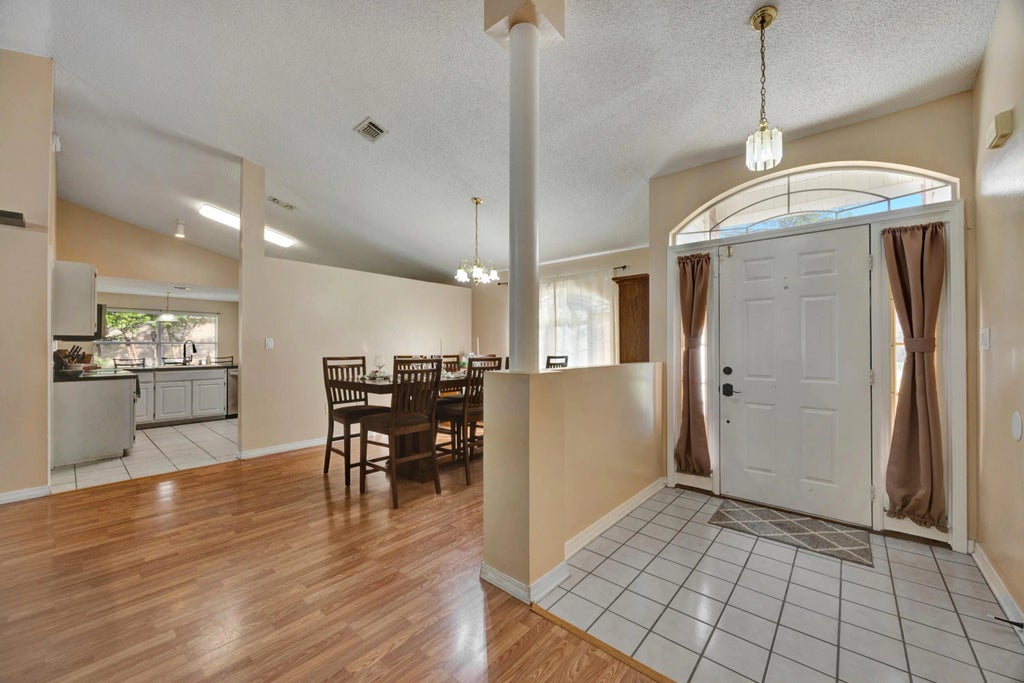 3 of 32 - 4749 Coronado Circle, Crestview, FL
