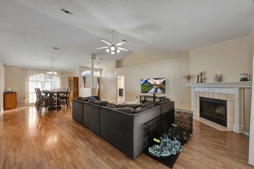 5 of 32 - 4749 Coronado Circle, Crestview, FL