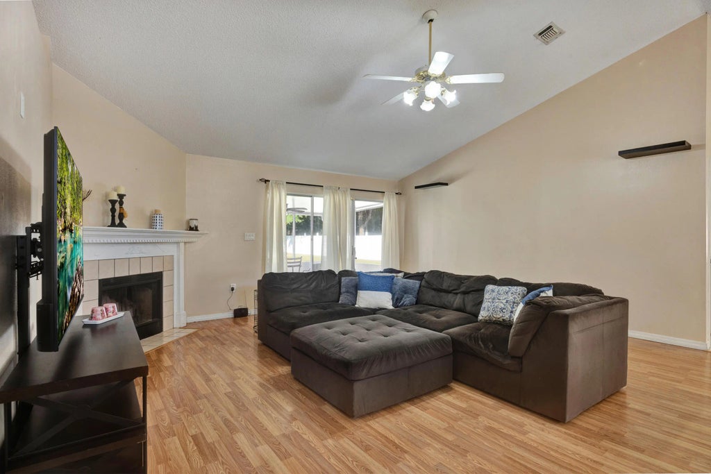 8 of 32 - 4749 Coronado Circle, Crestview, FL