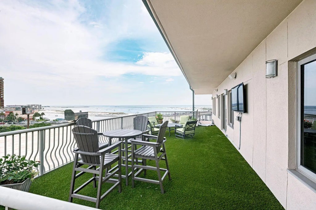 3 of 35 - 5 Calhoun Avenue Ph705, Destin, FL