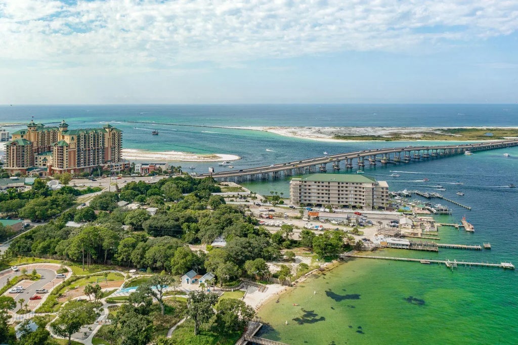 32 of 35 - 5 Calhoun Avenue Ph705, Destin, FL