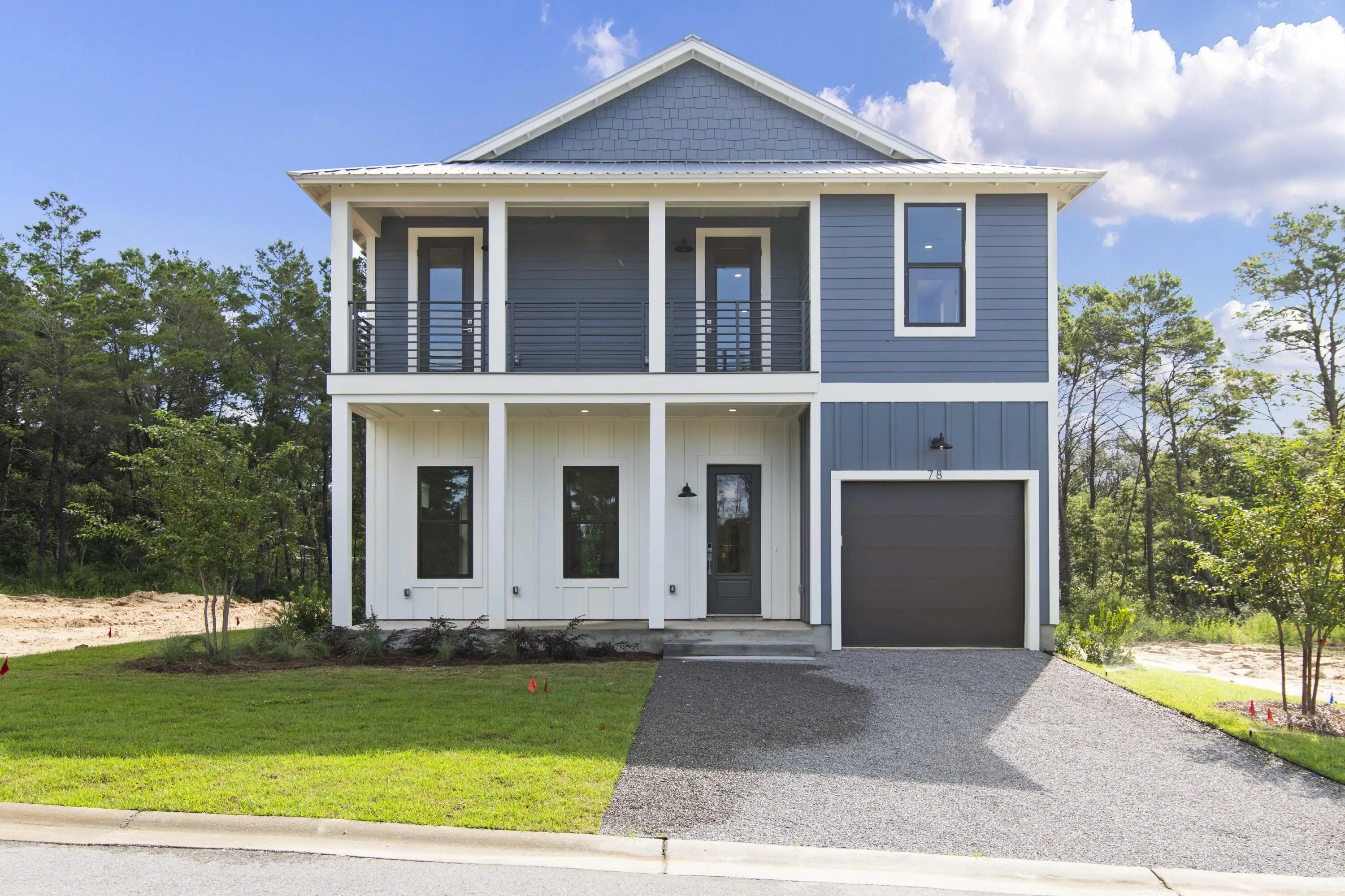 Photo of Listing #987525