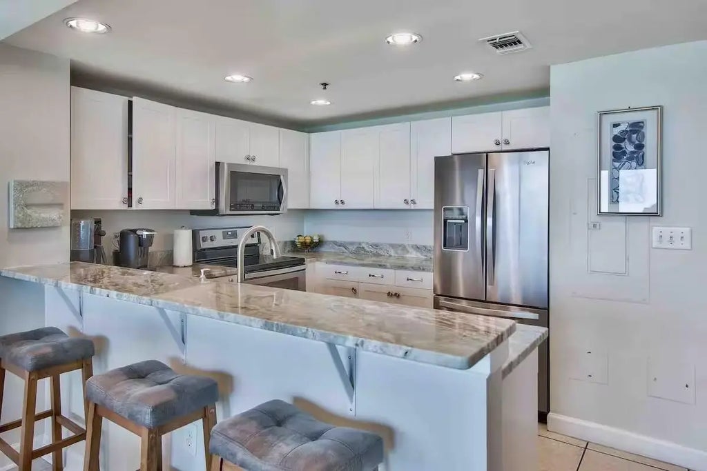 15 of 38 - 1751 Scenic Hwy 98 1010, Destin, FL