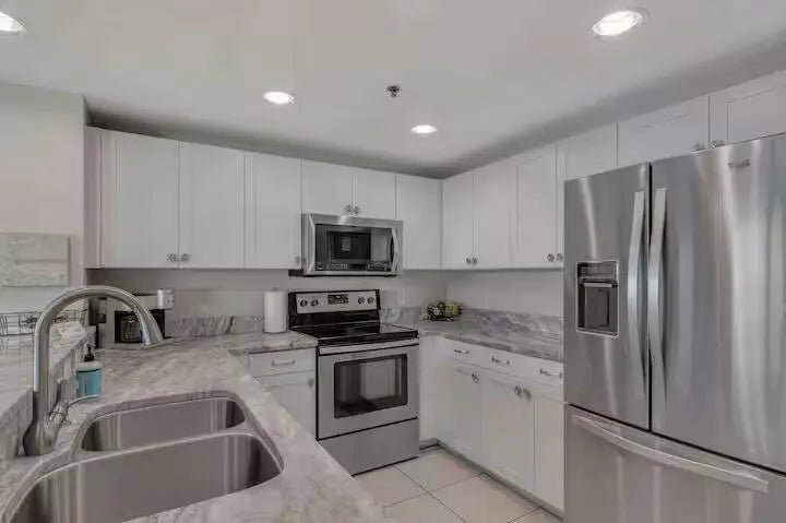 16 of 38 - 1751 Scenic Hwy 98 1010, Destin, FL
