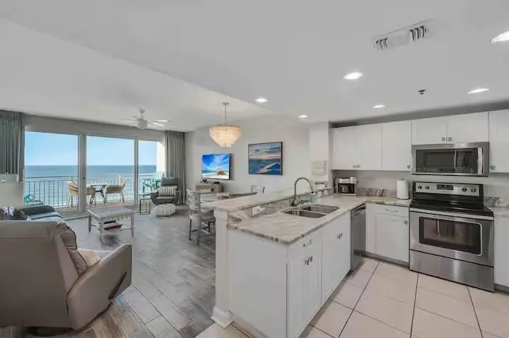18 of 38 - 1751 Scenic Hwy 98 1010, Destin, FL