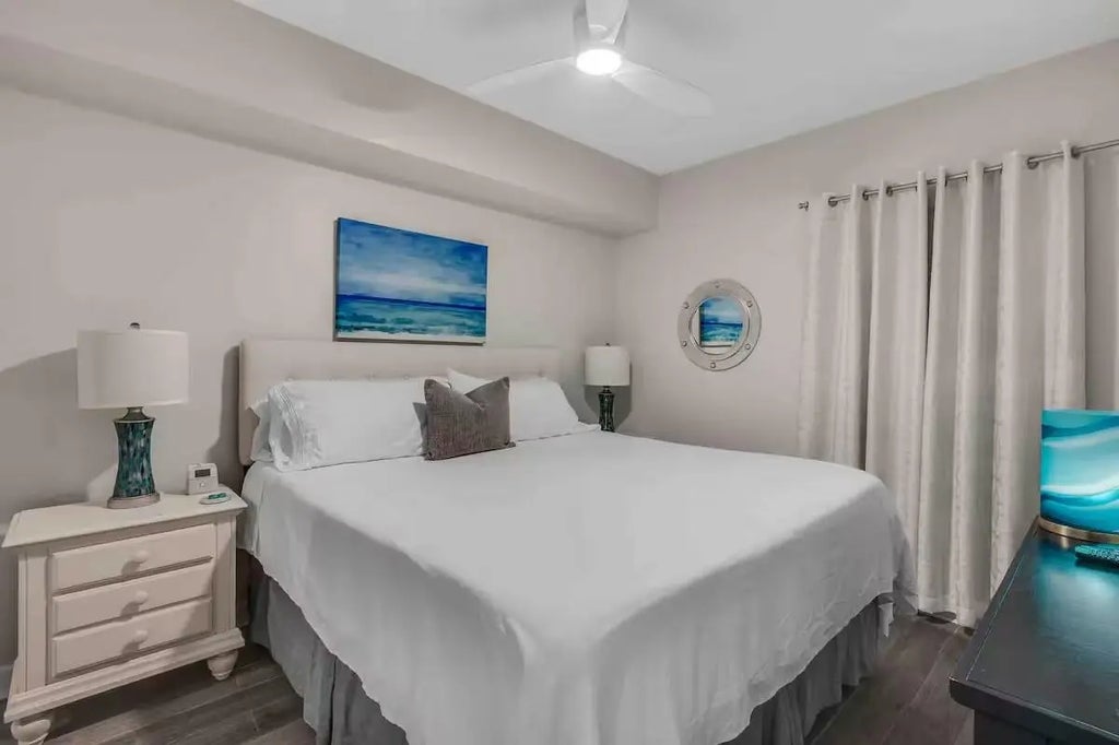 19 of 38 - 1751 Scenic Hwy 98 1010, Destin, FL