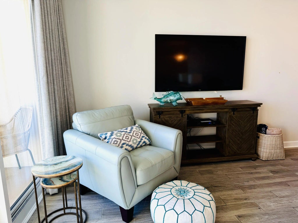 6 of 38 - 1751 Scenic Hwy 98 1010, Destin, FL