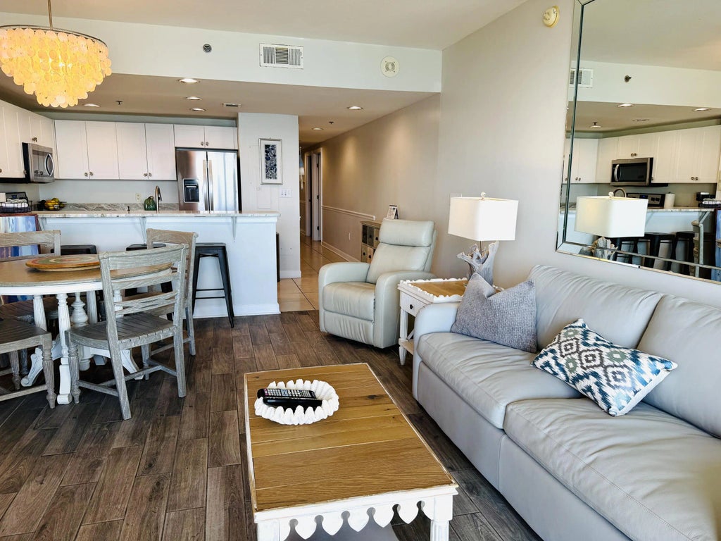 7 of 38 - 1751 Scenic Hwy 98 1010, Destin, FL