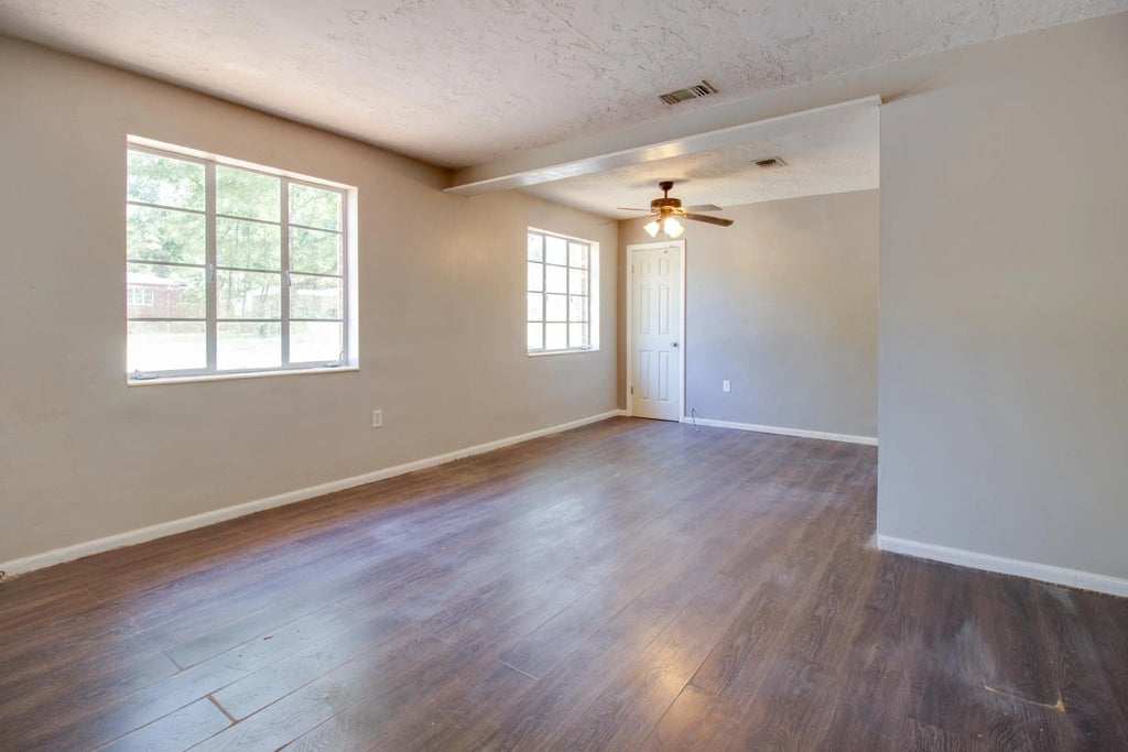 5 of 26 - 192 Adkinson Dr Drive, Crestview, FL