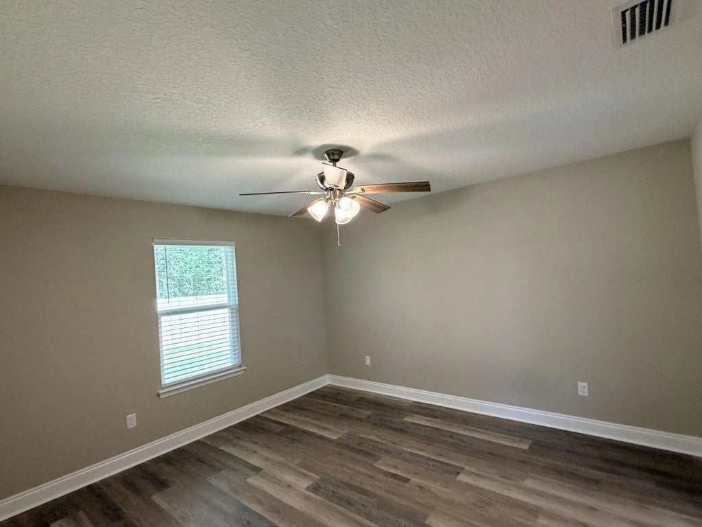 11 of 24 - 5302 Kervin Road, Crestview, FL