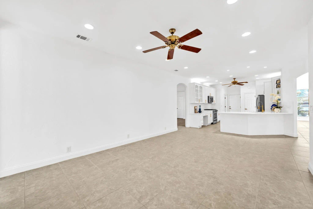 19 of 75 - 280 Tequesta Drive, Destin, FL