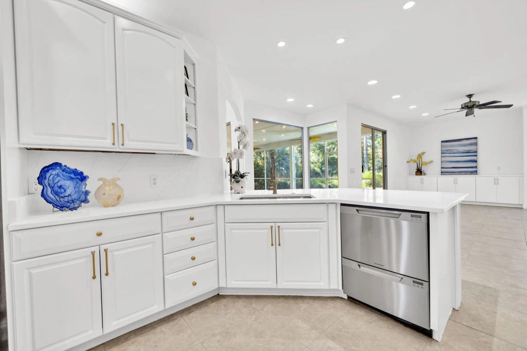 23 of 75 - 280 Tequesta Drive, Destin, FL