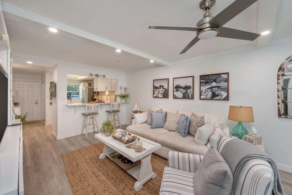 7 of 52 - 3857 Indian Trail 113, Destin, FL