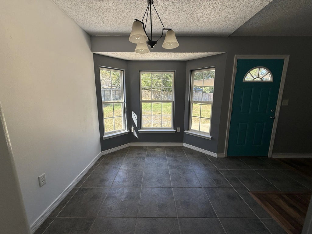 10 of 27 - 329 Strawbridge Drive, Crestview, FL