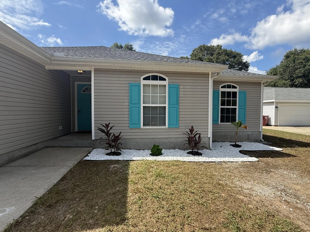 2 of 27 - 329 Strawbridge Drive, Crestview, FL