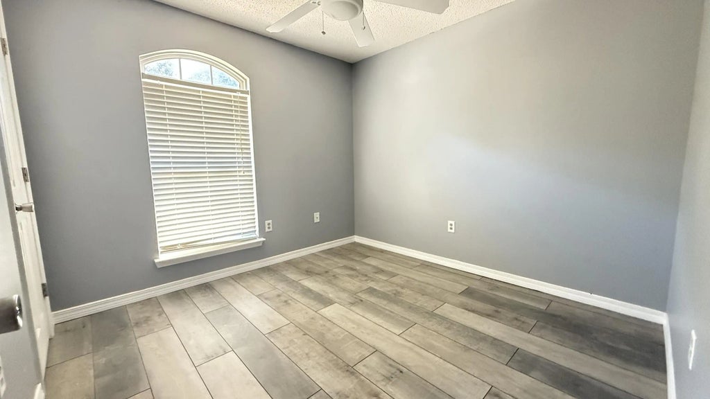 20 of 27 - 329 Strawbridge Drive, Crestview, FL