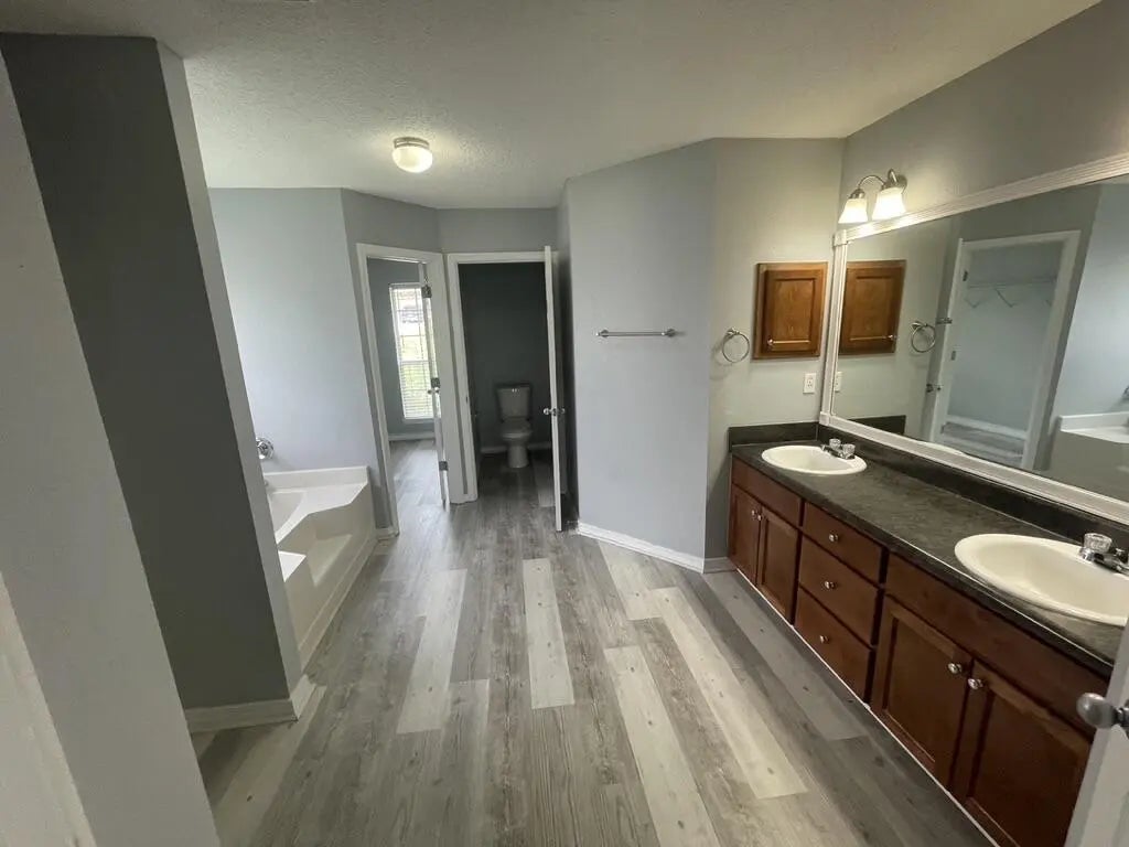 8 of 14 - 427 Triton Street, Crestview, FL