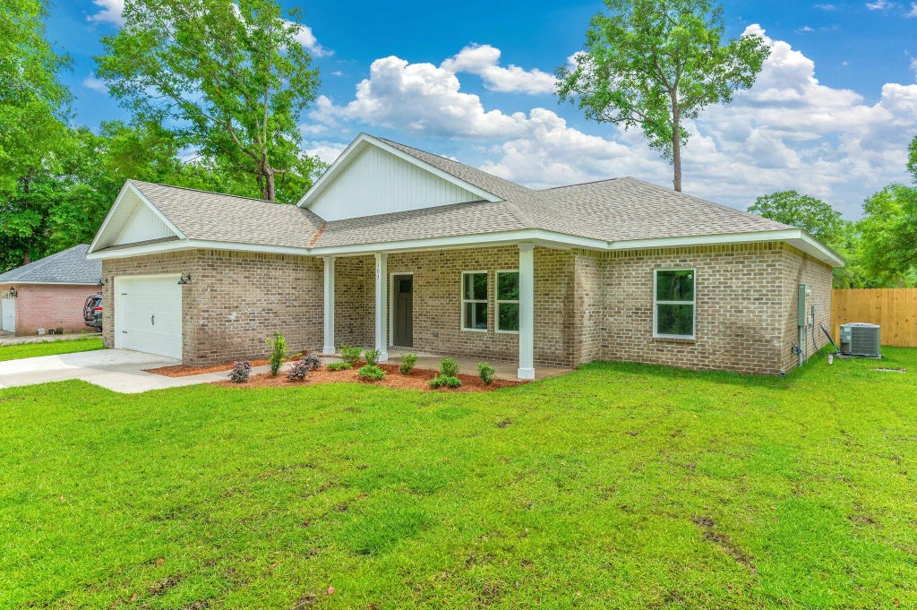 2 of 34 - 106 Huron Trail, Crestview, FL