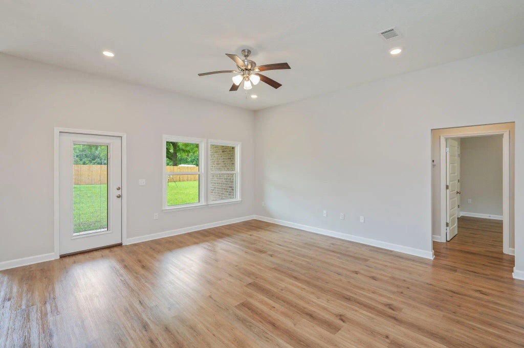 4 of 34 - 106 Huron Trail, Crestview, FL