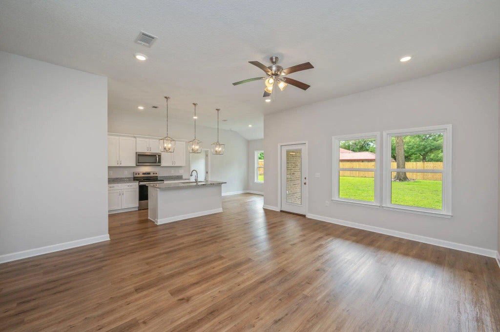 5 of 34 - 106 Huron Trail, Crestview, FL