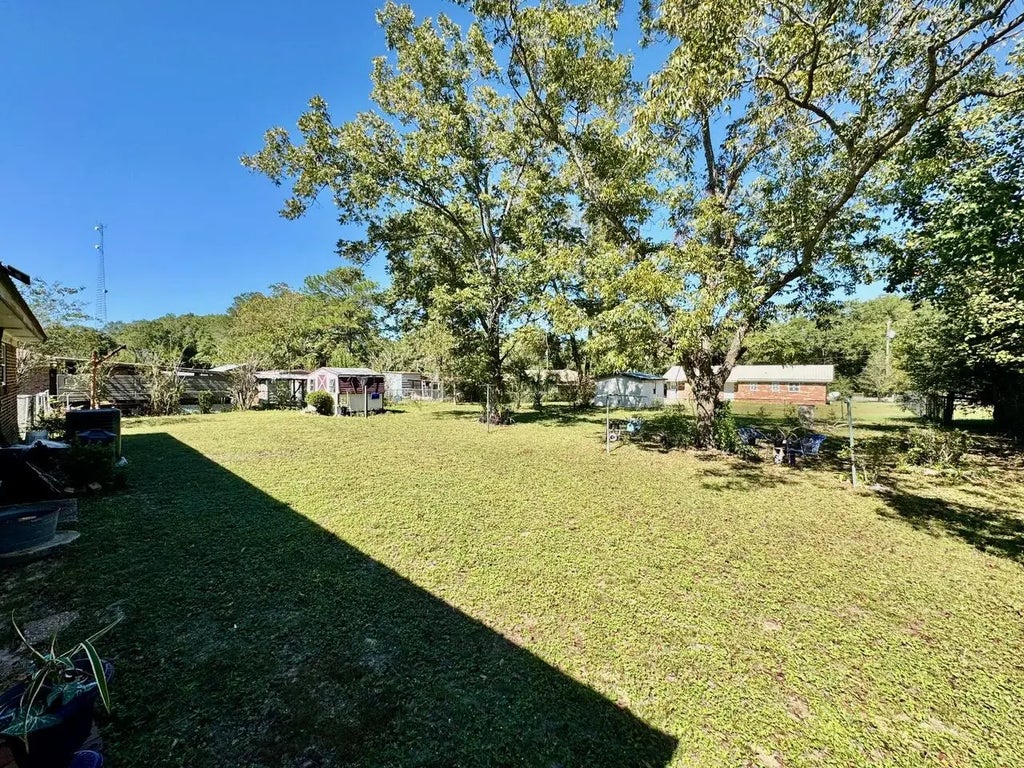 17 of 19 - 112 Oglesby Avenue, Crestview, FL
