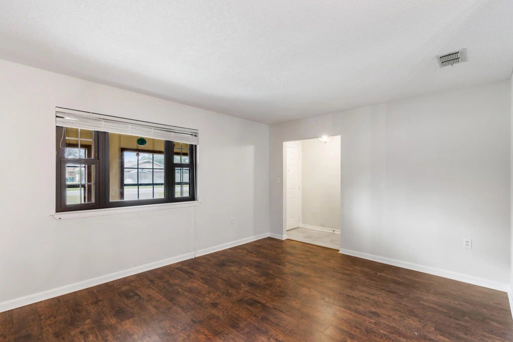 13 of 34 - 119 12th Avenue, Shalimar, FL