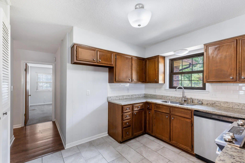 7 of 34 - 119 12th Avenue, Shalimar, FL