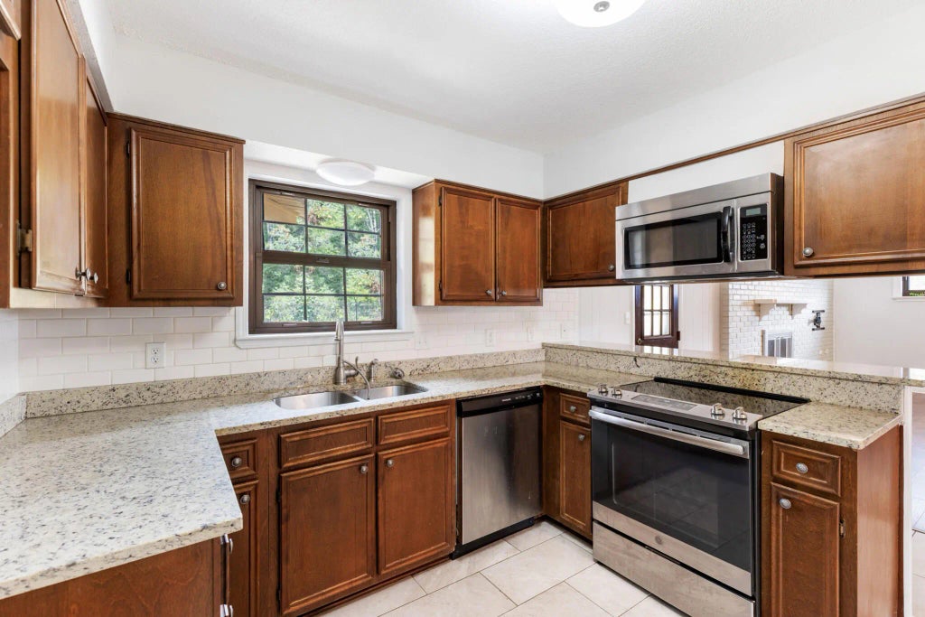 8 of 34 - 119 12th Avenue, Shalimar, FL