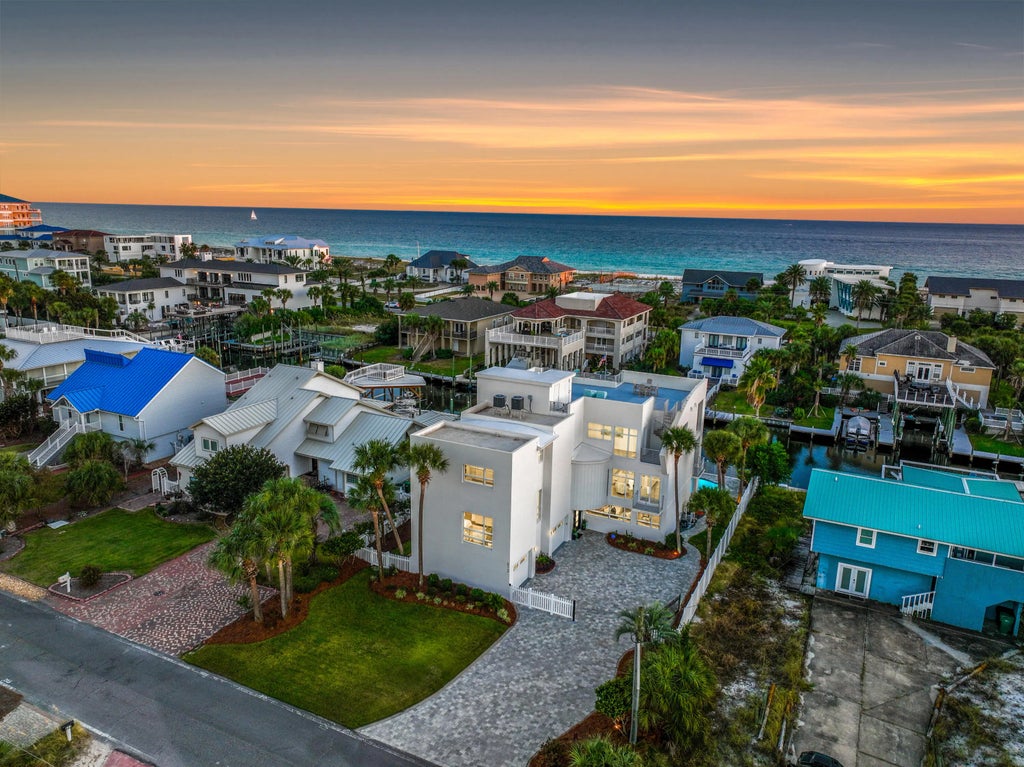 102 of 103 - 612 Magnolia Drive, Destin, FL