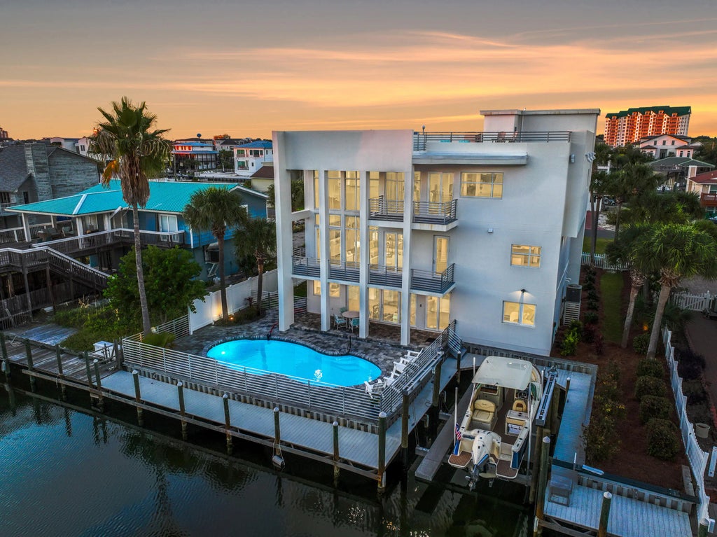 2 of 103 - 612 Magnolia Drive, Destin, FL