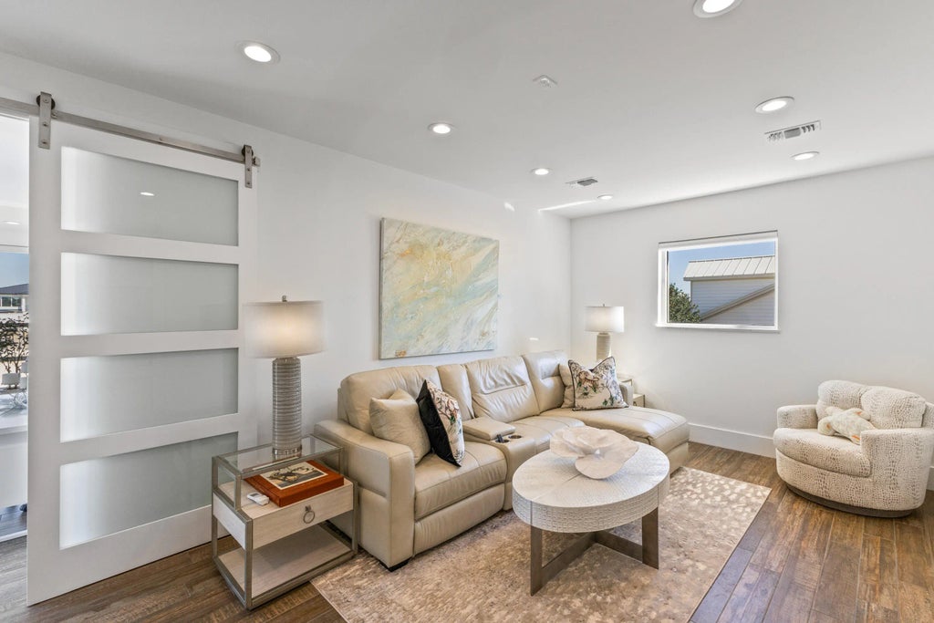 24 of 103 - 612 Magnolia Drive, Destin, FL